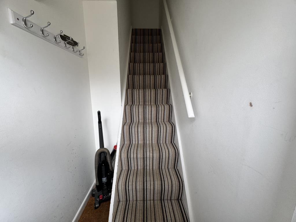 Lot: 114 - STUDIO FLAT CLOSE TO BEACHES - Internal stairs leading to the apartment
